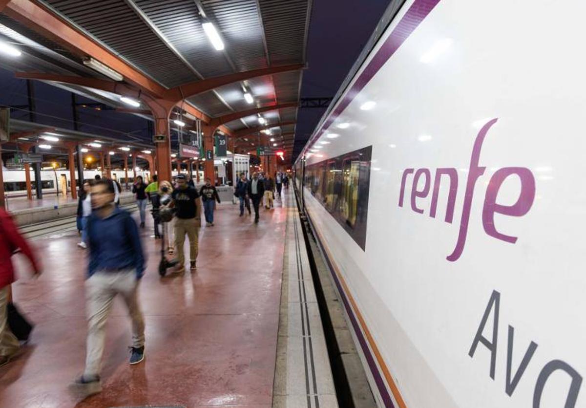 Renfe Transport A Millones De Viajeros En Castilla Y Le N En